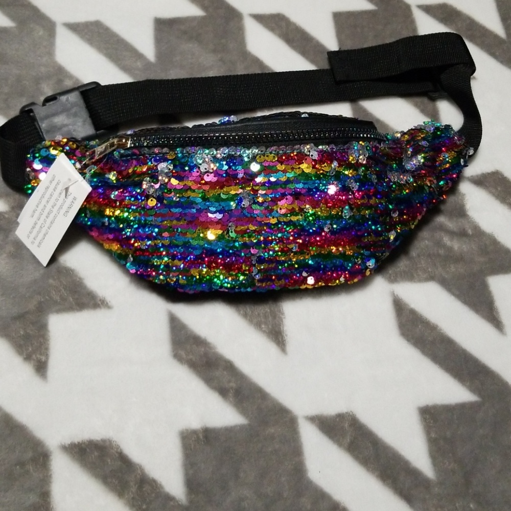 Fanny pack